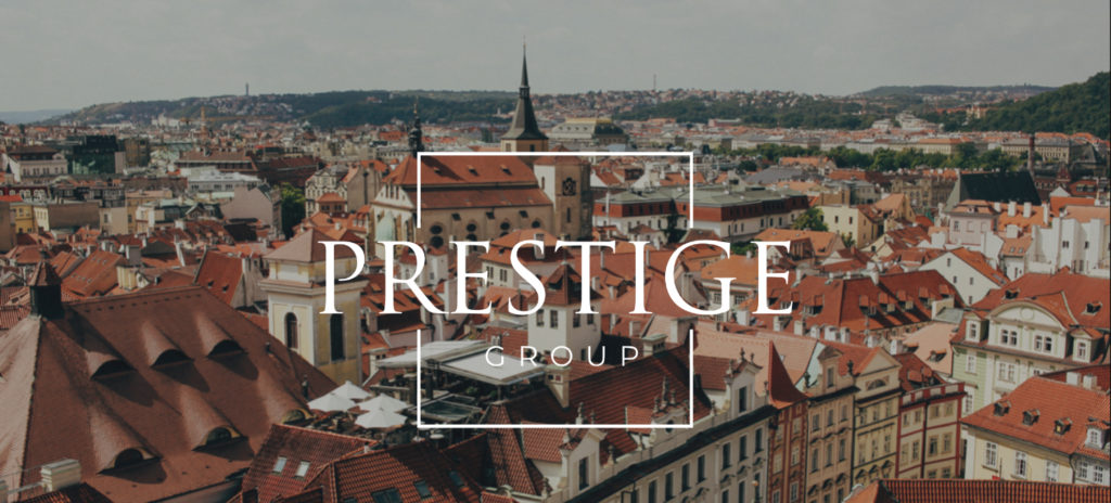 Logo společnosti Prestige Group na pozadí Praha 