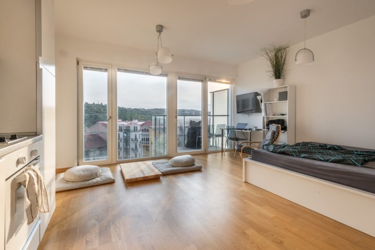Rent, apartment 1+kk, Prague 5